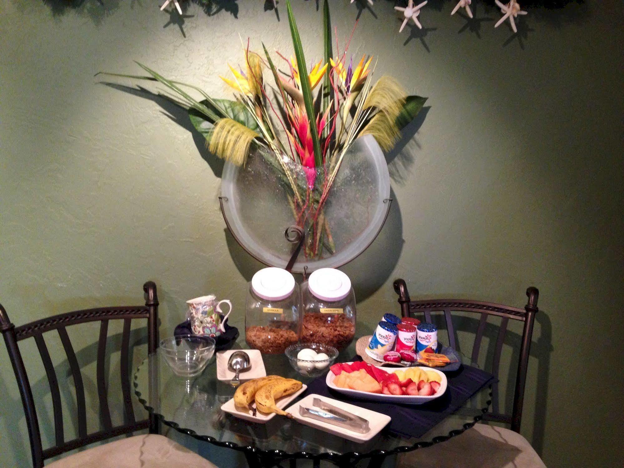 Mango Inn Bed And Breakfast Lake Worth Beach Esterno foto